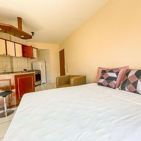Studio No Centro: Piscina, Academia E Garagem N209 Florianopolis Ngoại thất bức ảnh