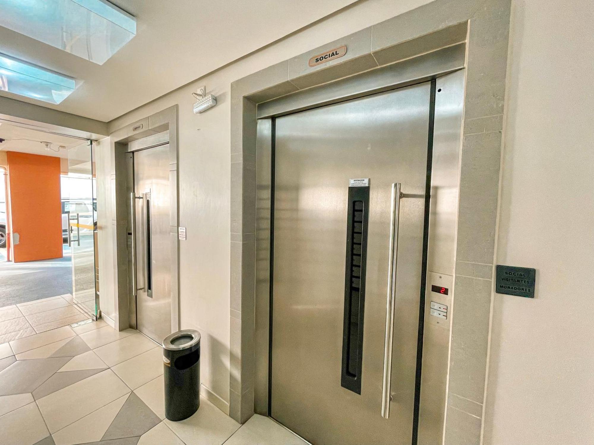 Studio No Centro: Piscina, Academia E Garagem N209 Florianopolis Ngoại thất bức ảnh