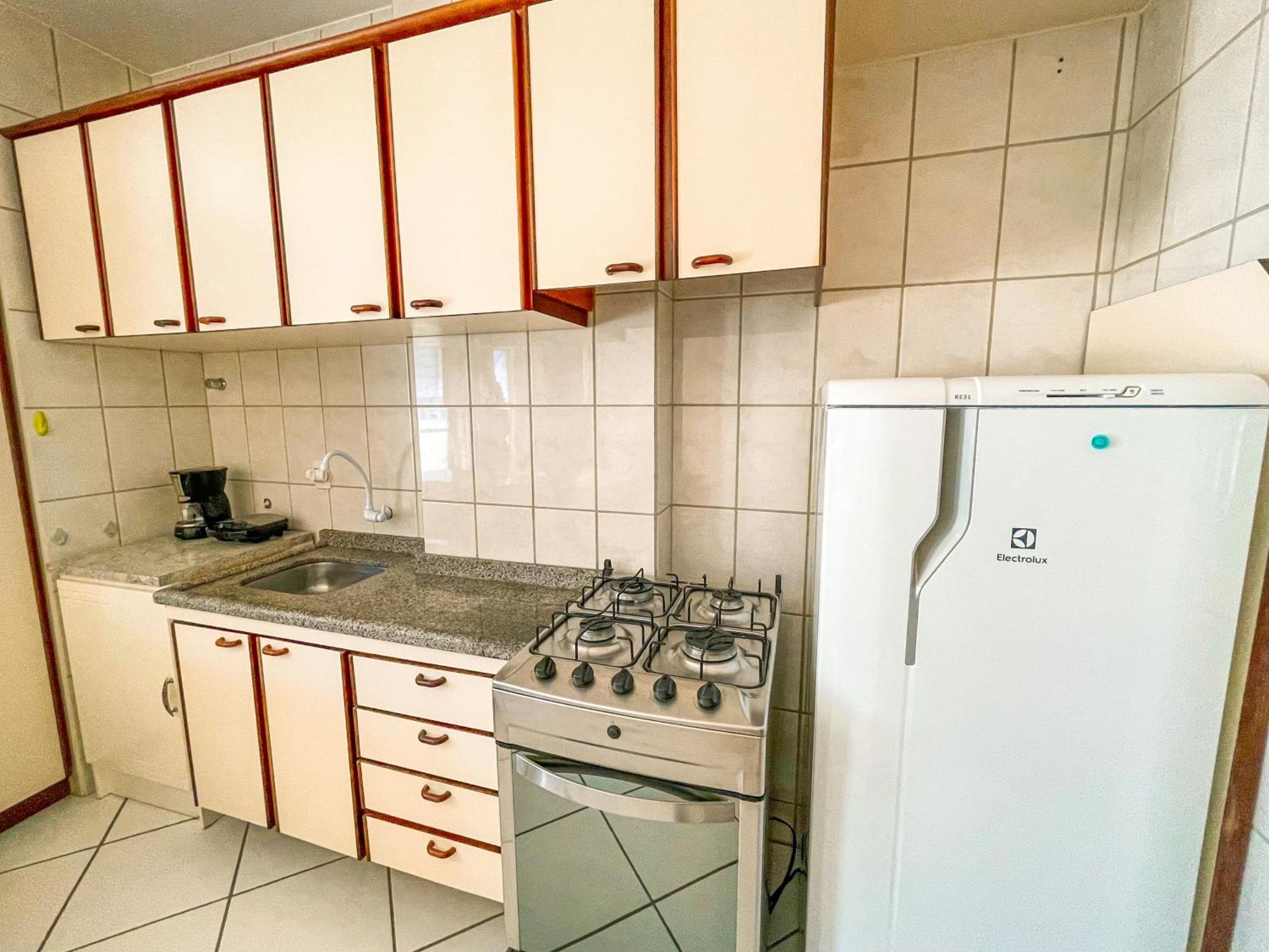Studio No Centro: Piscina, Academia E Garagem N209 Florianopolis Ngoại thất bức ảnh